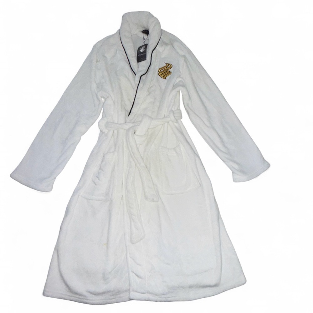 Rocawear White Plush Robe M/L Belted Soft Fleece Spa Bathrobe NWT